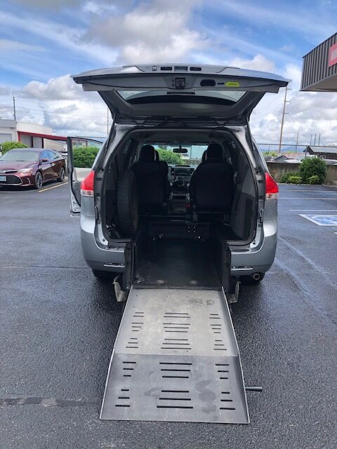 (ES420625) 2014 Toyota Sienna